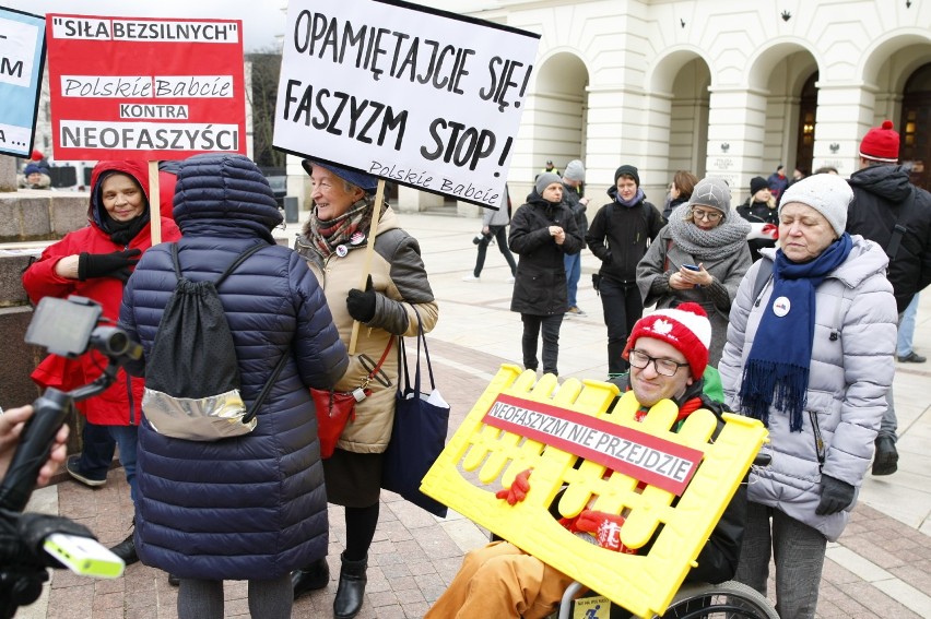 Manifestacja przeciwko rasizmowi, Warszawa. Wielki marsz w...