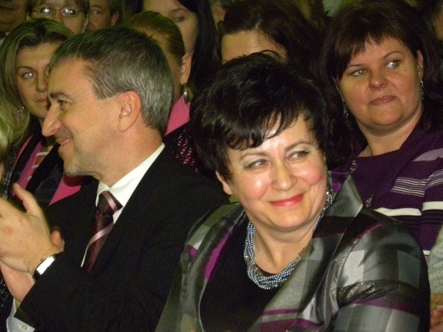 Laureatka Anna Dziadek w towarzystwie prezydenta miasta Piotra Koja.