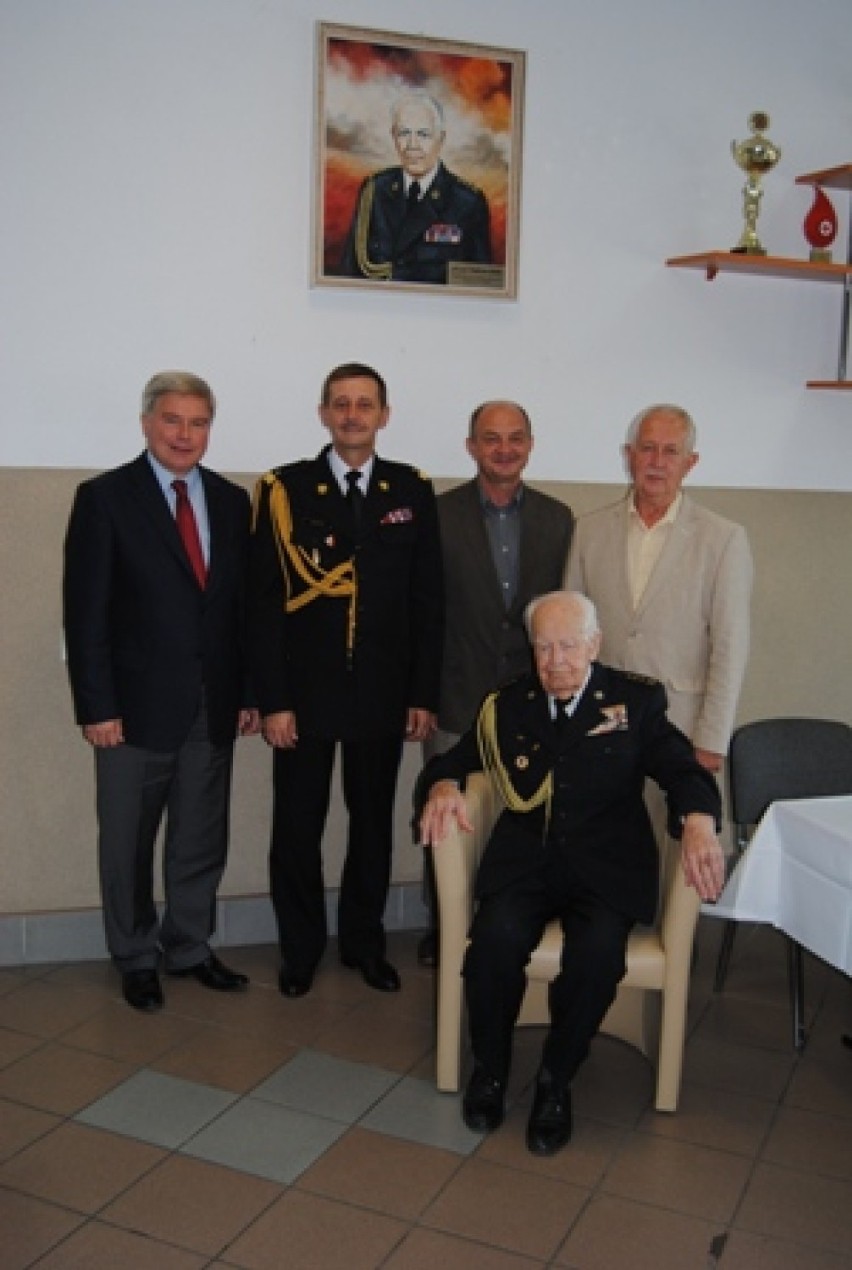 Pułkownik pożarnictwa Tadeusz Kubita ukończył 90 lat