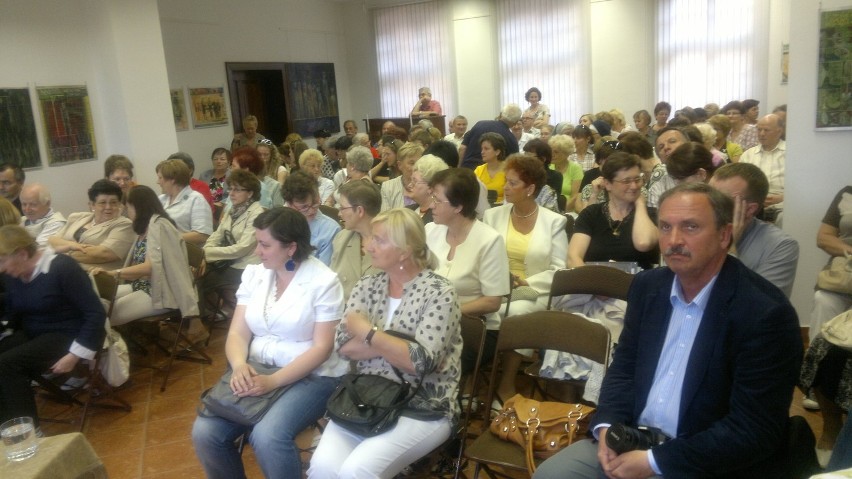 Publiczność na spotkaniu z Wandą Półtawską