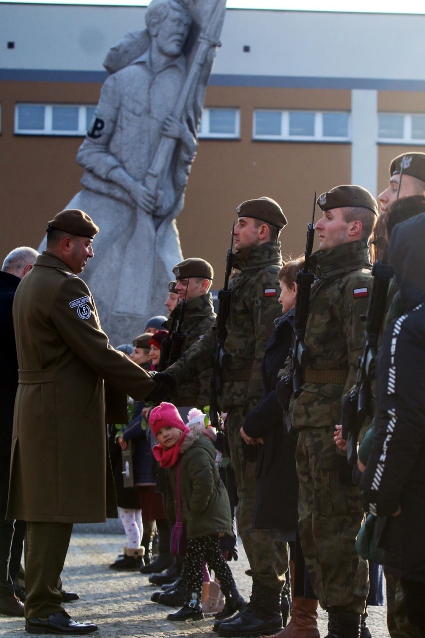 Żołnierze złożyli przysięgę w Hrubieszowie. W...