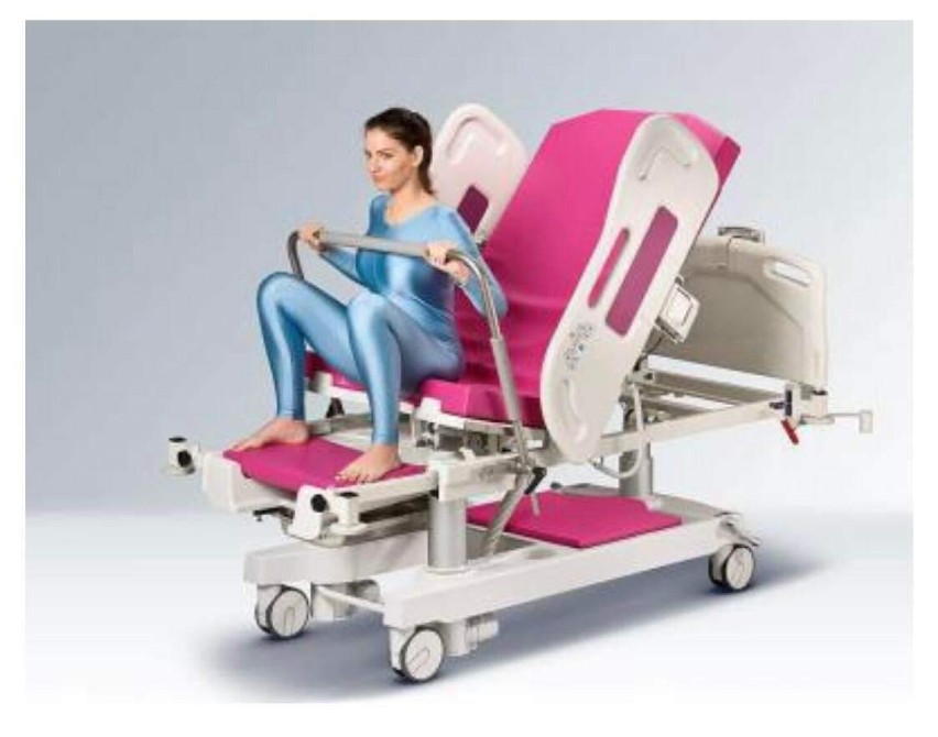 Szpital w Kaliszu kupuje nowe wózki transportowe dla SOR i nowoczesne łóżka porodowe. ZDJĘCIA
