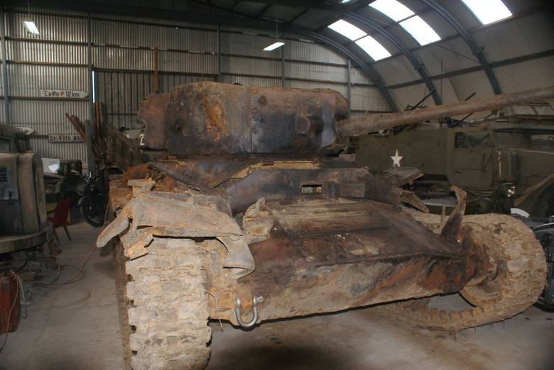 Czytaj więcej na ten temat: Rekonstrukcja czołgu wydobytego...