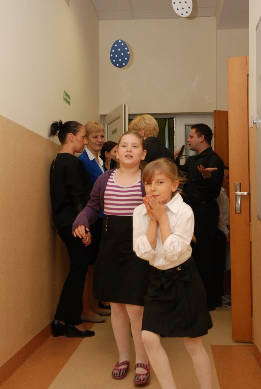 Uroczystości kanonizacyjne w szkole w Karpicku pod...