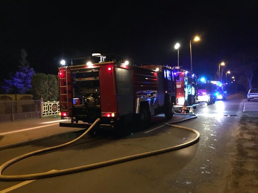 Pożar w Szamocinie: Paliła się kotłownia domu jednorodzinnego. Mieszkańców ocaliła czujka czadu