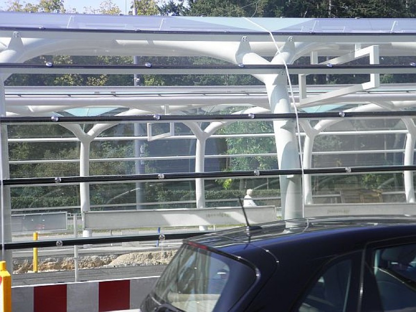 Nowe wiaty tramwajowe przy Parku Praskim