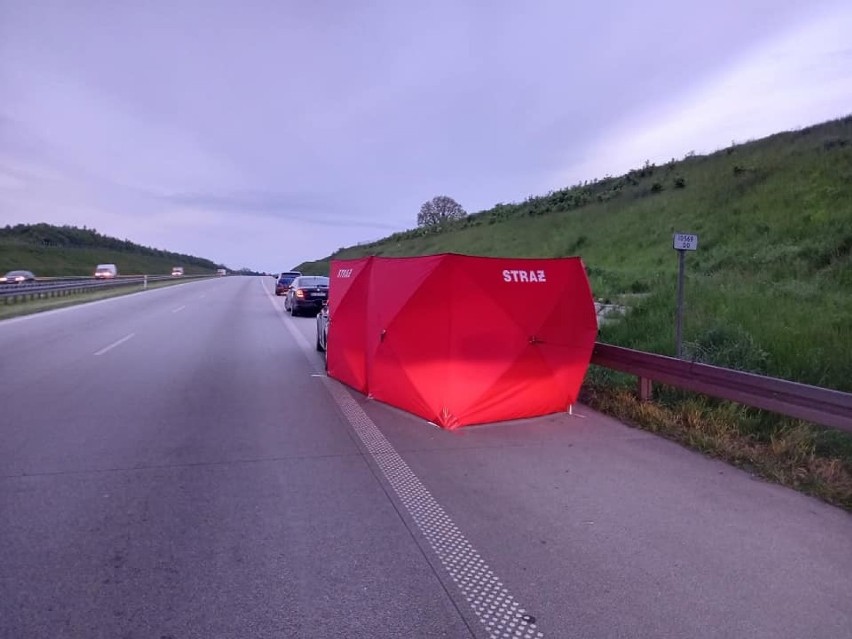 35-letni pasażer skody zginął w nocnym wypadku na...