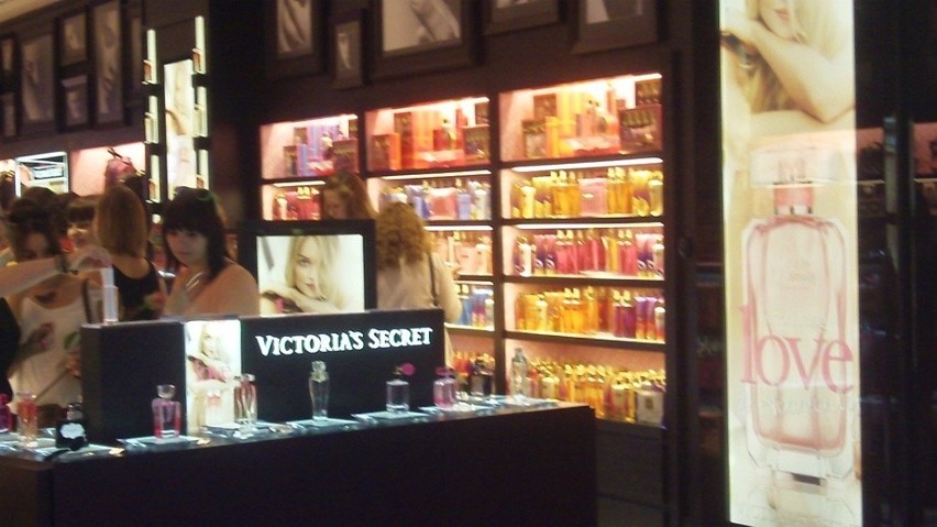 Victoria's Secret otworzyło nowy sklep w Złotych Tarasach [ZDJĘCIA]