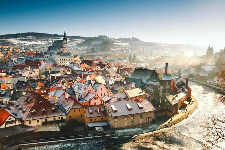 Nie tylko Wrocław! Ruszają magiczne jarmarki adwentowe w Czechach (TERMINY, LOKALIZACJE) 