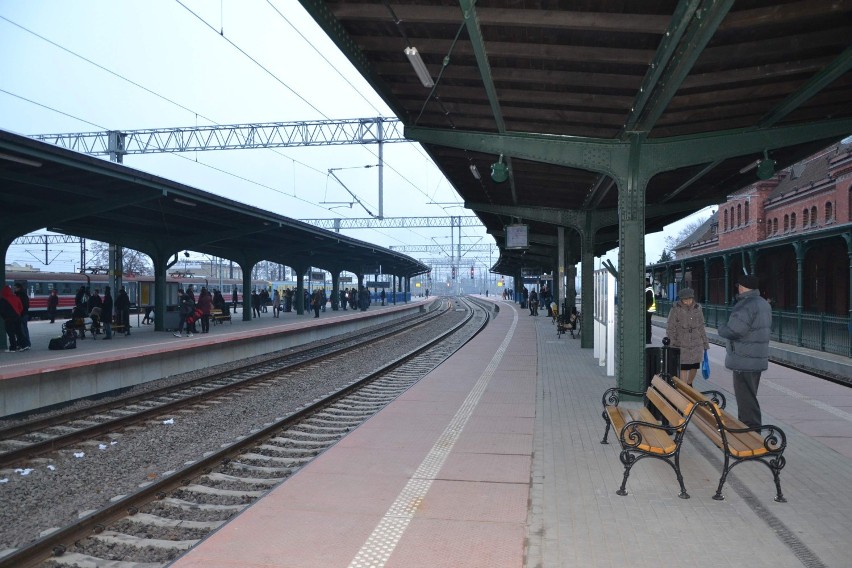 Pendolino w Malborku przyciągało nie tylko pasażerów, ale też fanów kolei