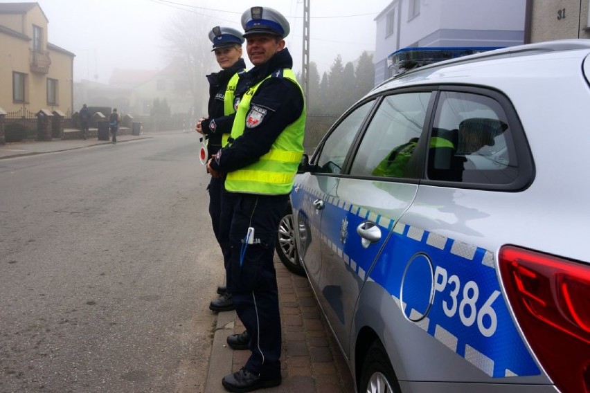 Kłobuck: Policjanci kontrolują kierowców [FOTO]