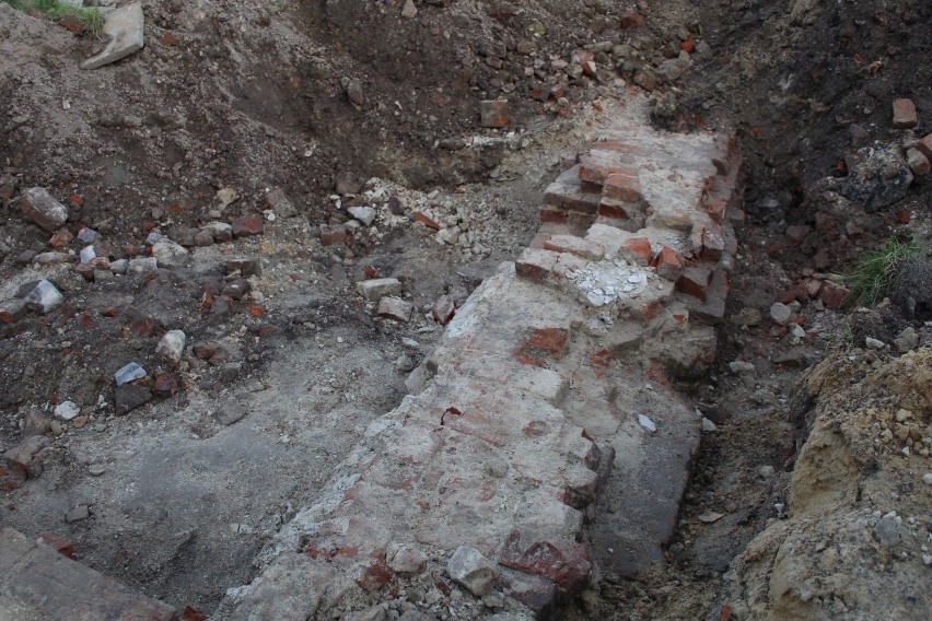 Kolejne odkrycia archeologiczne na placu Stefanidesa