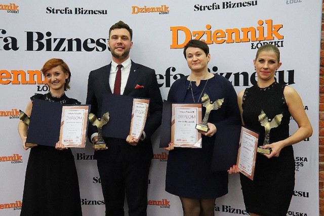 Laureaci z powiatu pajęczańskiego(w imieniu prezesa EWE Energia Dariusza Brzozowskiego nagrodę odebrała Aneta Olszewska)