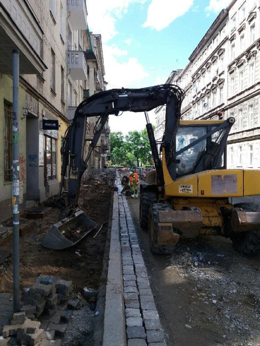 Wrocław. Na Probusa praca wre. Remont ulicy zakończy się w czerwcu [ZDJĘCIA]