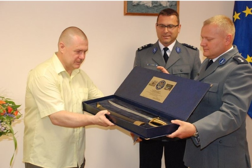 Pożegnali policjanta w KPP Puck. Na emeryturę odszedł asp....