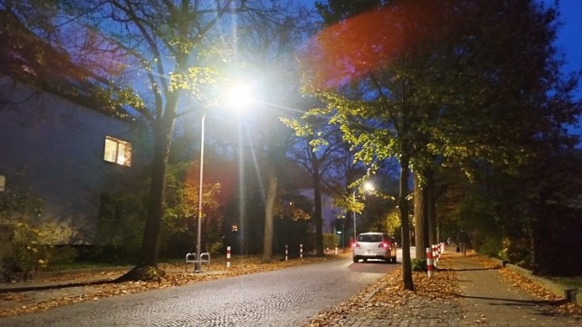 Choć opolski ratusz planował zakończyć inwestycję w styczniu 2023 r., nowe oświetlenie zaczęło działać już w listopadzie.