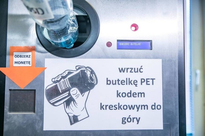 Zdjęcia butelkomatu w Krakowie