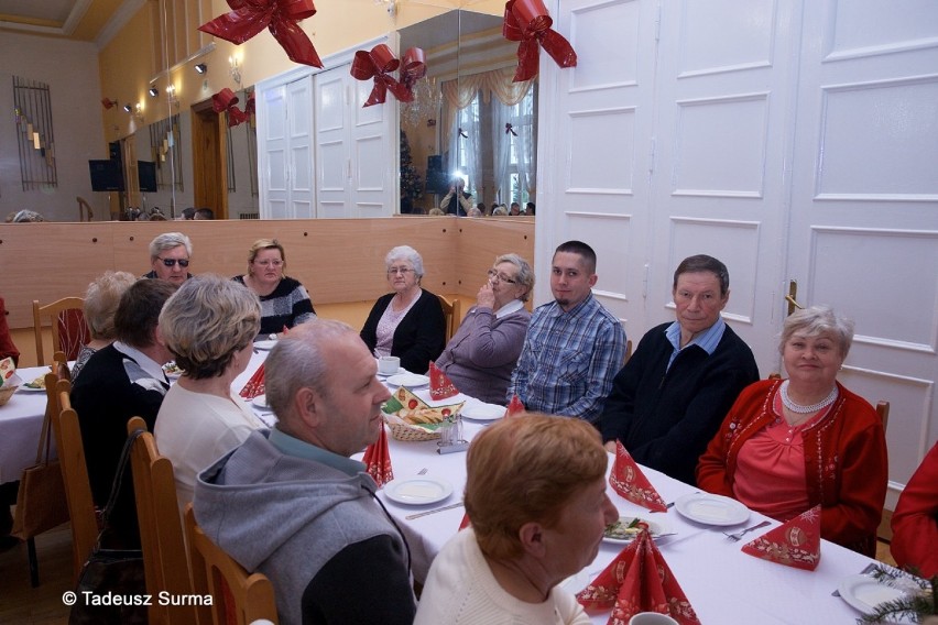 W stargardzkim związku niewidomych odbyło się uroczyste świąteczne spotkanie. Z opłatkiem i wigilijnymi potrawami