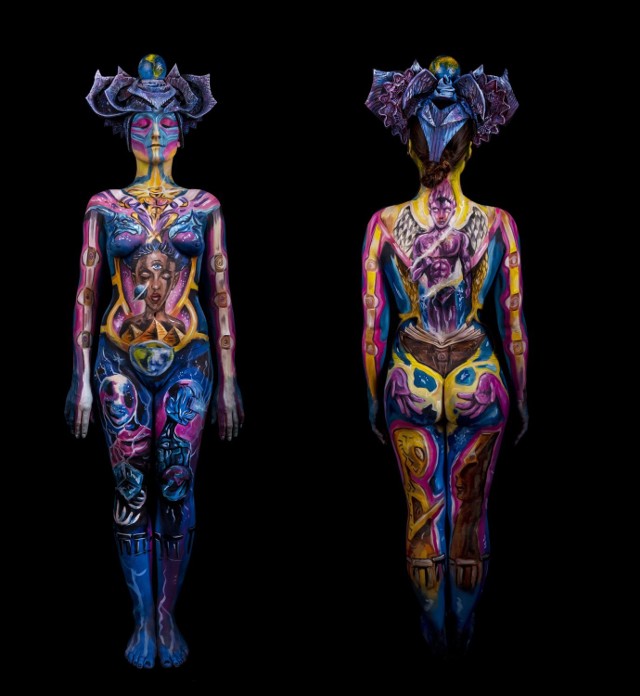 Marian Folga zdobył trzecie miejsce na World Bodypainting Festival. Jego modelką była Małgorzata Bartecka z Warszawy. Jego praca na ciele modelki to dzieło sztuki. 

Zobacz kolejne zdjęcia. Przesuń w prawo - wciśnij strzałkę lub przycisk NASTĘPNE