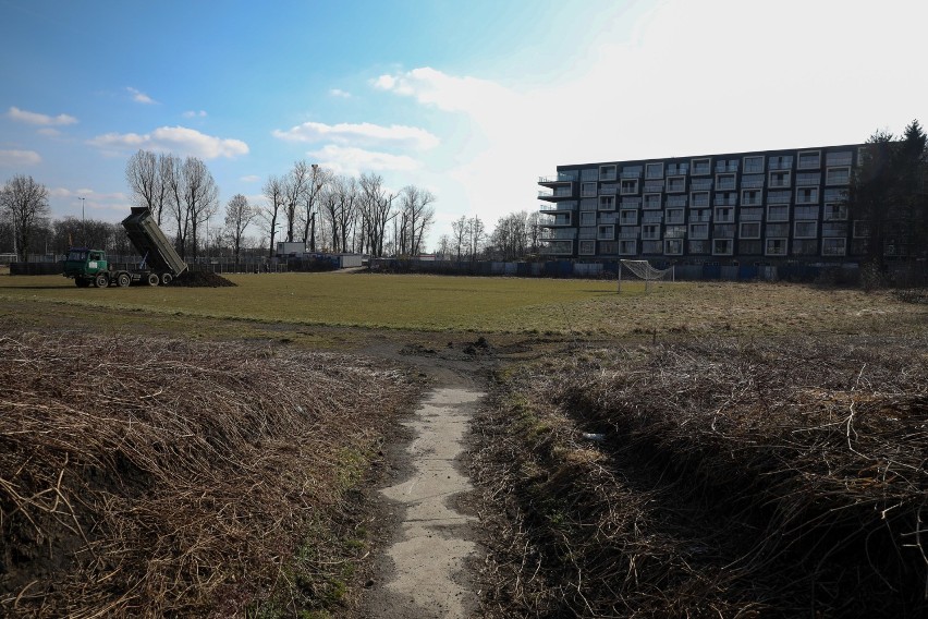 Kraków. Błonia otoczone hotelami. Kolejny powstanie na historycznym stadionie [ZDJĘCIA]