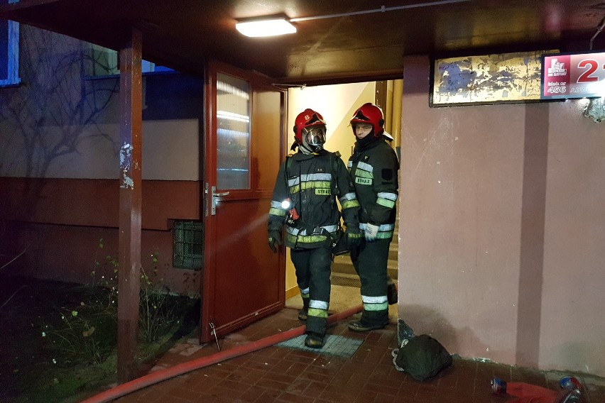 Śmiertelny pożar na Adwentowicza w Łodzi