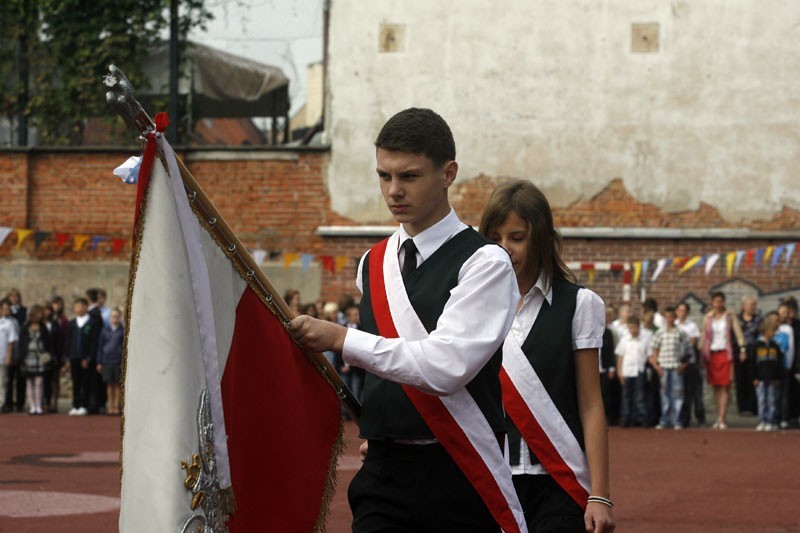 Legnica: Początek roku szkolnego (ZDJĘCIA)