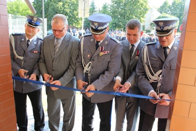 Nowy komisariat policji w Starym Sączu uroczyście oddany do użytku