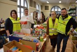 Lębork. Prezes PCK podsumowuje miesiąc zbiórki darów dla uchodźców w Stacji Kultura.