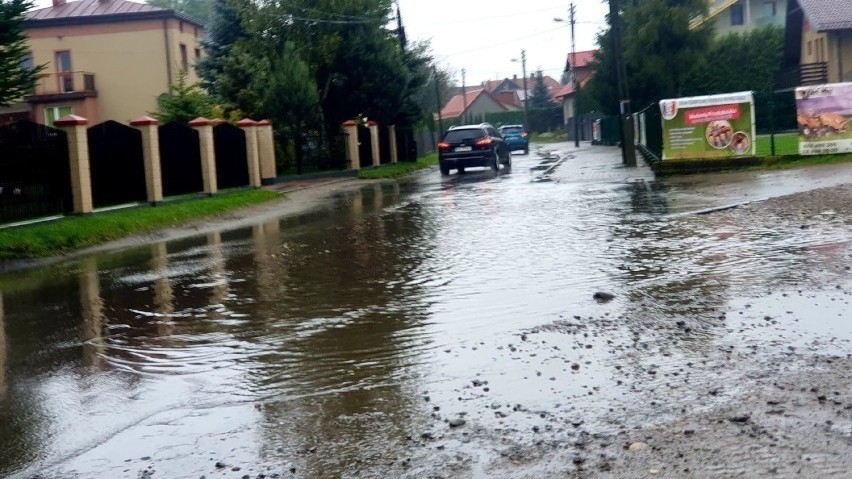 Nowy Sącz. Wyremontują „zmorę kierowców”. Będzie też parking na 34 auta [ZDJĘCIA]