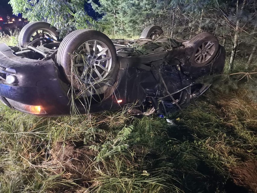Wypadek na trasie Będomin-Zielenin w gminie Nowa Karczma. Zderzenie dwóch samochodów osobowych ZDJĘCIA