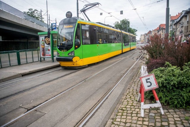 Prace remontowe będą prowadzona na Roosevelta ((od wjazdu na PST do przystanku Poznańska), skrzyżowaniu Al. Wielkopolskiej i Pułaskiego (w tym wymiana łuku torowiska na Małopolskiej/Wołyńskiej), Pułaskiego (od Al. Wielkopolskiej do ul. Przepadek), Przełajowej (od ul. Winogrady do budowanej trasy na Naramowice)