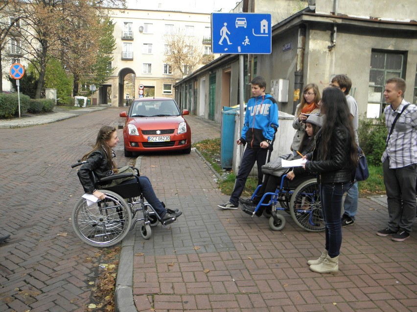 Na wózku. Zobacz świat z wózka inwalidzkiego [ZDJĘCIA]