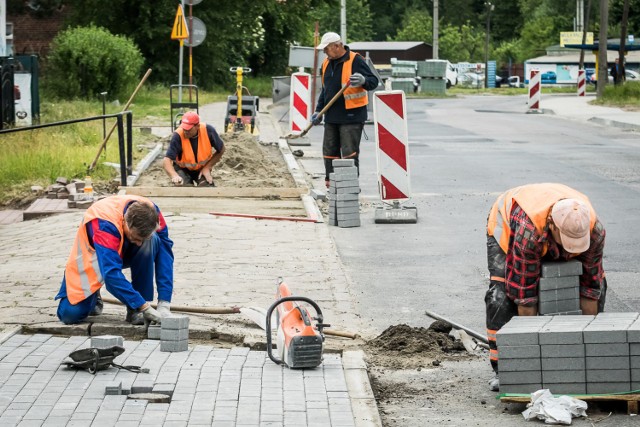 Remont ulicy Saperów ciągnął się miesiącami.