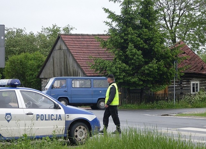 Wypadek w Maziarni. Policjanci ze Stalowej Woli wyjaśniają...