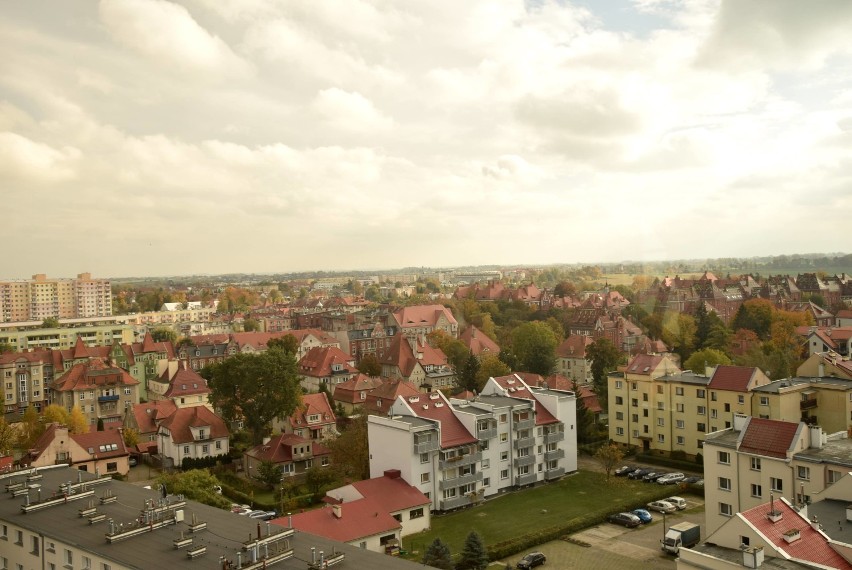 Malbork. Widoki z wieży ciśnień na pl. Słowiańskim [ZDJĘCIA]. Tak jesienią wygląda miasto i najbliższa okolica 