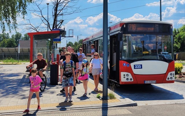 Linia 716, dowożąca plażowiczów nad Pogorię III, ma zostać wydłużona do przystanku Łęknice Pogoria III

Zobacz kolejne zdjęcia/plansze. Przesuwaj zdjęcia w prawo naciśnij strzałkę lub przycisk NASTĘPNE