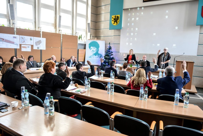 Sesja Rady Miasta w Gdyni - 30.12. 2015