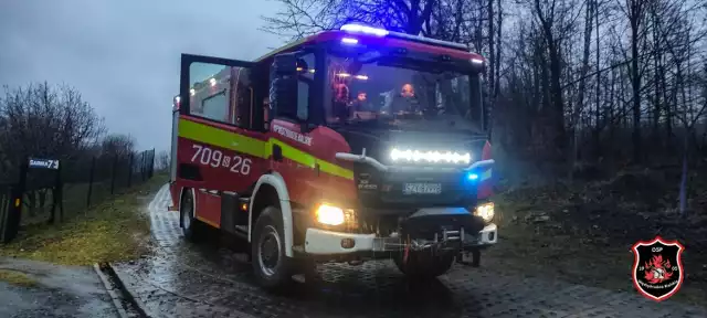 Dzisiaj rano, 1 stycznia, strażacy interweniowali w Międzybrodziu Bialskim przy ul. Sarniej.