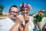 Ślubów w plenerze coraz więcej. Kasia i Marcin z Radomska pobrali się na Cyprze [ZDJĘCIA]