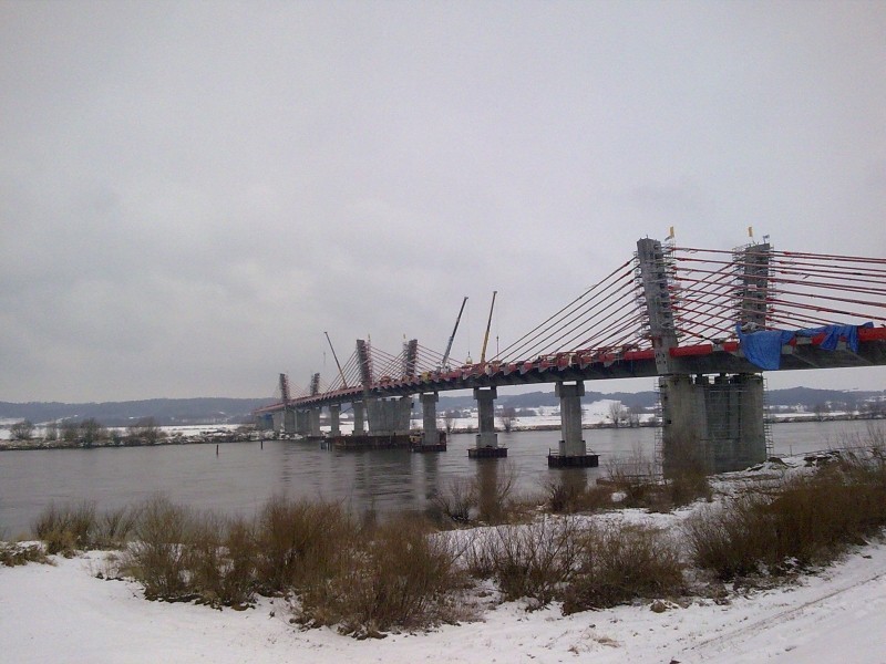 Kwidzyn: Internauci na budowie mostu przez Wisłę i primaaprilisowa sonda miejska
