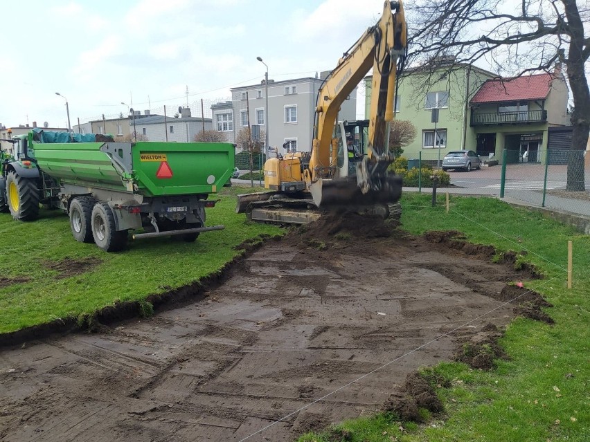 Kościan. Trwają prace na stadionie i boisku bocznym