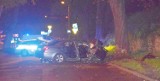 Wypadek BMW w Stargardzie. Jechało 5 osób, w wieku 17-19 lat. Pasażerka ciężko ranna. Za duża prędkość 