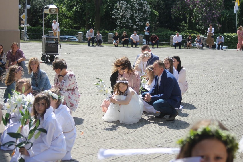 BOŻE CIAŁO: Uroczysta procesja w Krotoszynie [ZDJĘCIA]