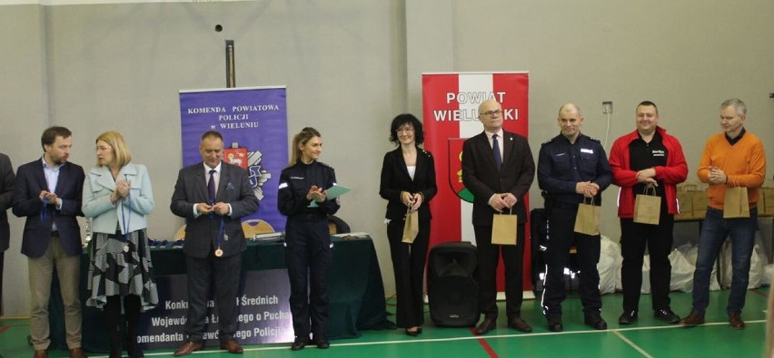 Uczniowie wieluńskich szkół średnich rywalizowali o Puchar Komendanta Wojewódzkiego Policji w Łodzi