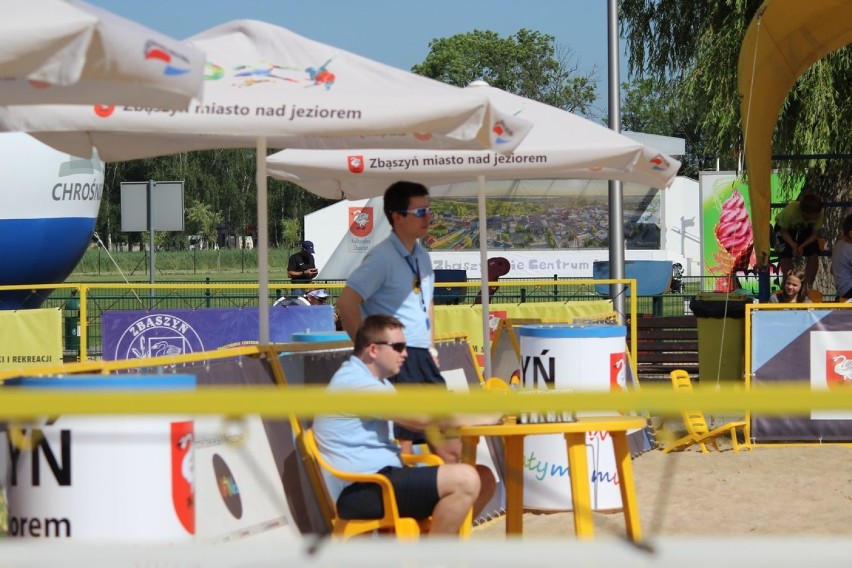 Zbąszyń. "Obłędna Plaża". Grand Prix Polski w Siatkówce Plażowej. Piękne siatkarki