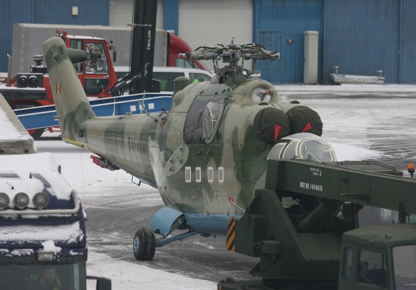 Rusłan An-124 na lotnisku w Łodzi