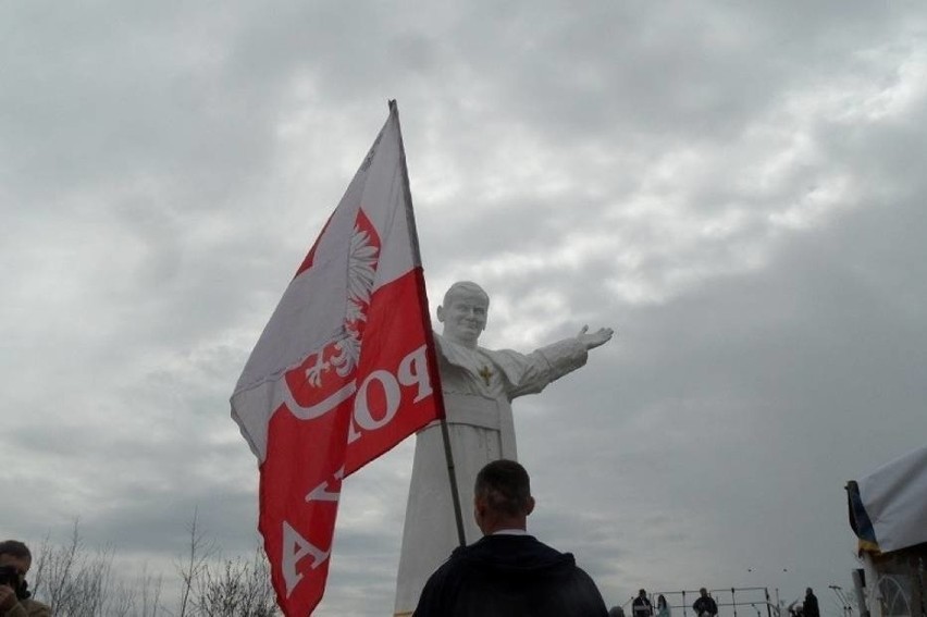 Odsłonięcie największego na świecie pomnika Jana Pawła II,...