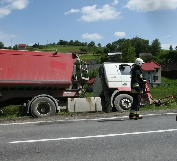 Wypadek w Nowym Sączu: śmiertelne potrącenie motorowerzysty [AKTUALIZACJA,ZDJ.]