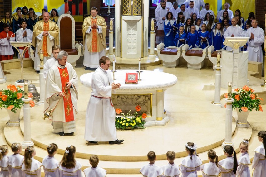 Boże Ciało 2016 w Tychach, w parafii bł. Karoliny