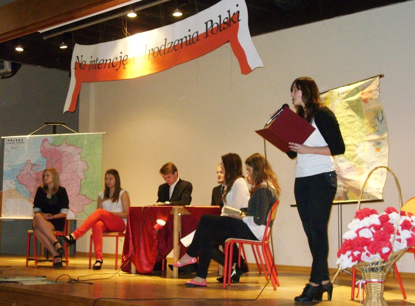 Malbork: Akademia w ZSP 1 z okazji Święta Niepodległości